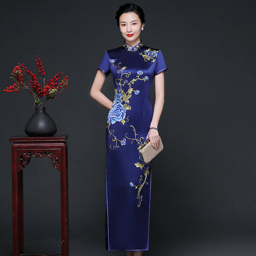 桑蚕丝高档优雅风中式绣花旗袍