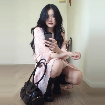 法式粉色碎花连衣裙子女夏季新款爆款海边度假高级感漂亮短裙