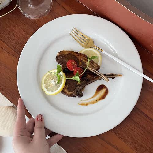 纯色tuxton宽边高级感西餐牛排盘