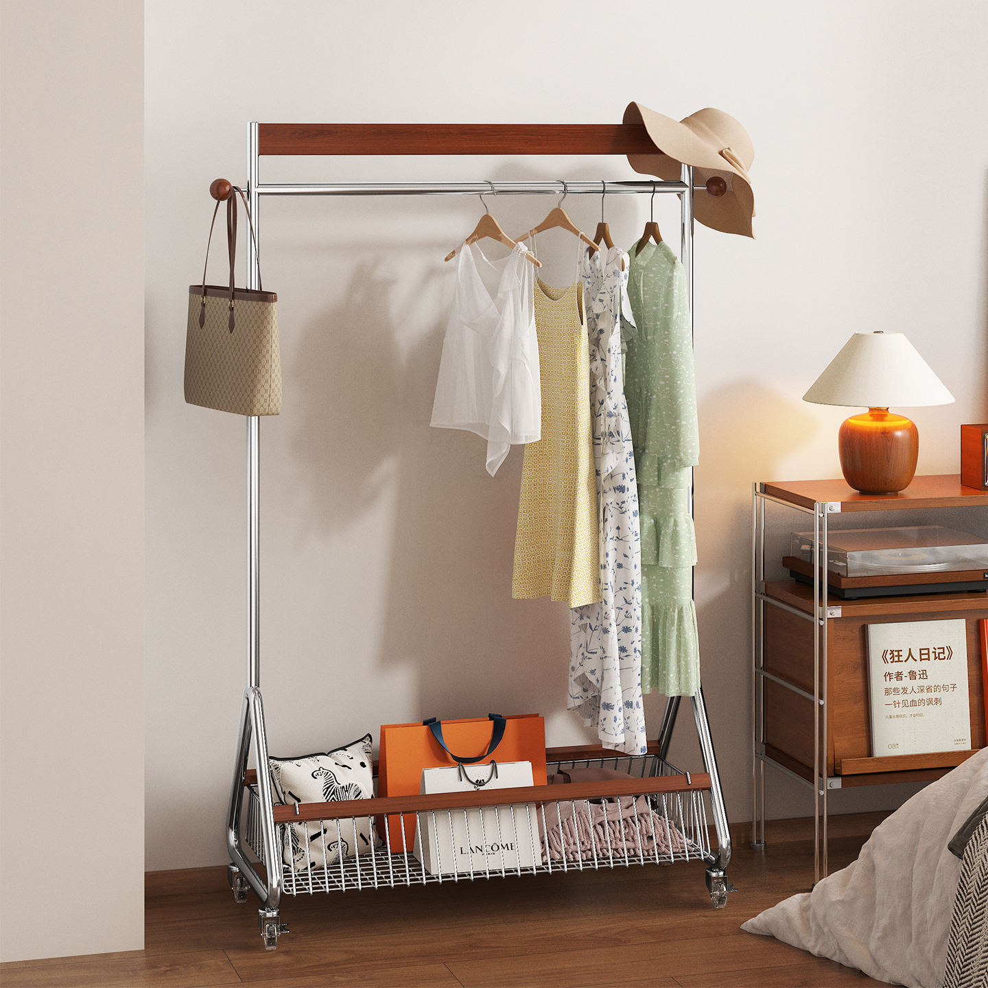 卧室挂衣架落地床尾轻奢移动衣帽架放衣服置物架不占空间晚上神器