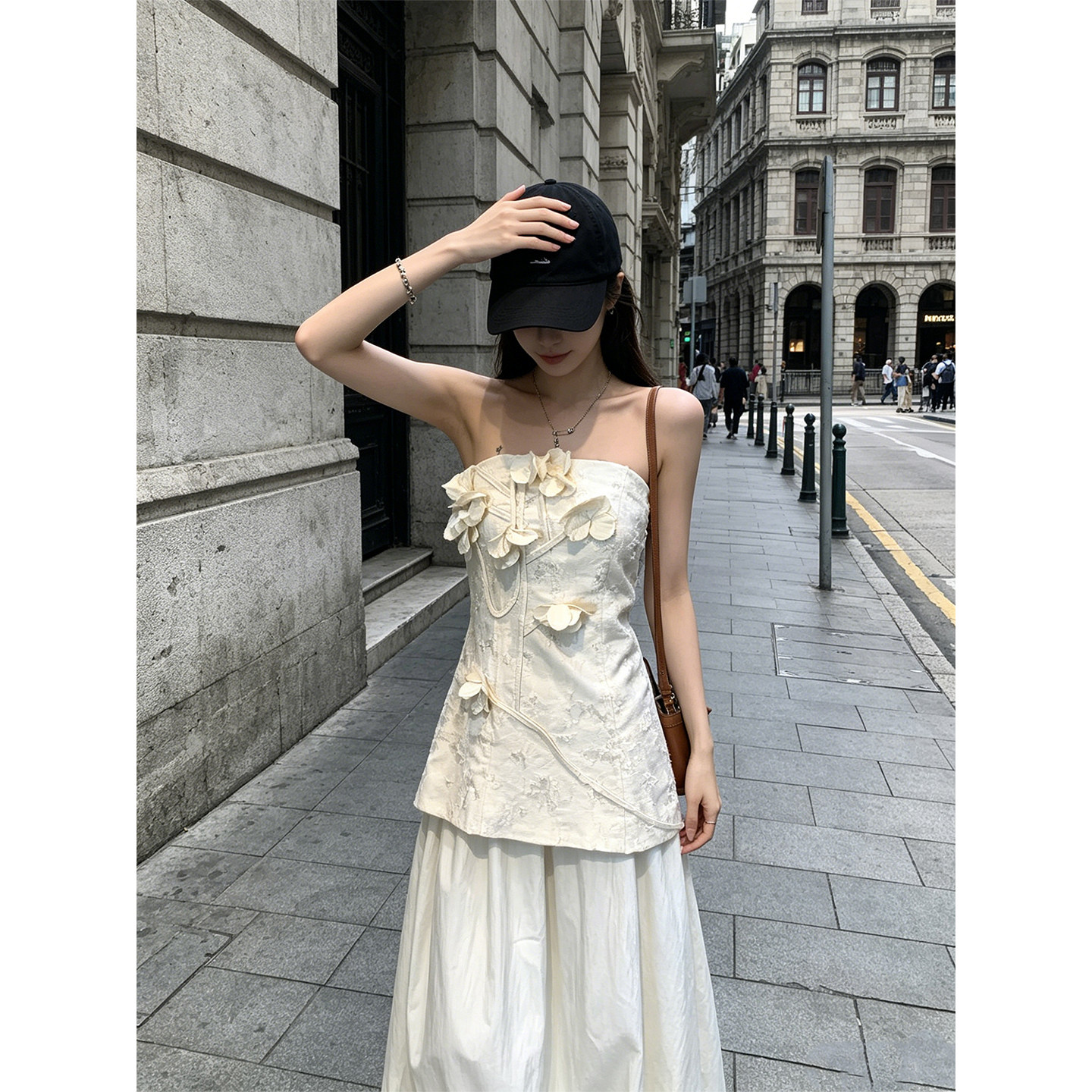 HUAX 纯欲风立体花瓣抹胸背心女装夏季小众收腰显瘦露肩百搭上衣