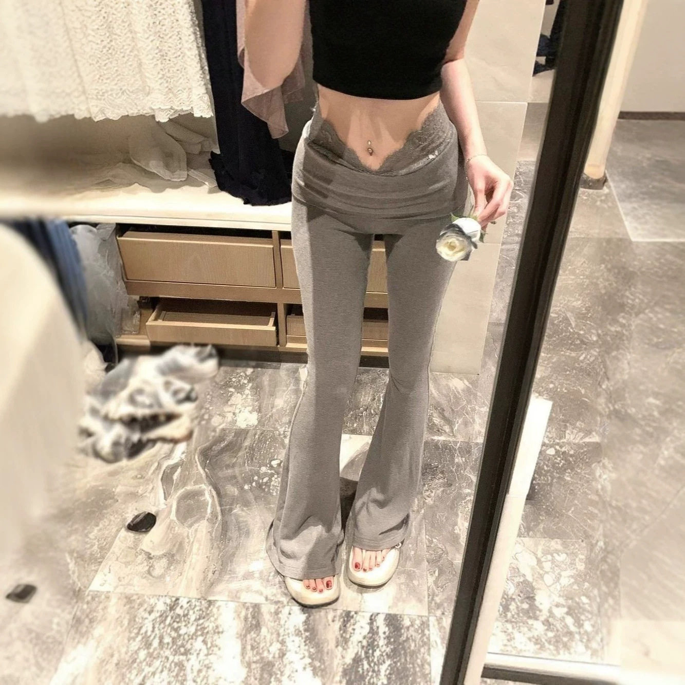蕾丝拼接高腰修身显瘦瑜伽喇叭裤垂感微喇休闲裤女春夏新款Ins潮