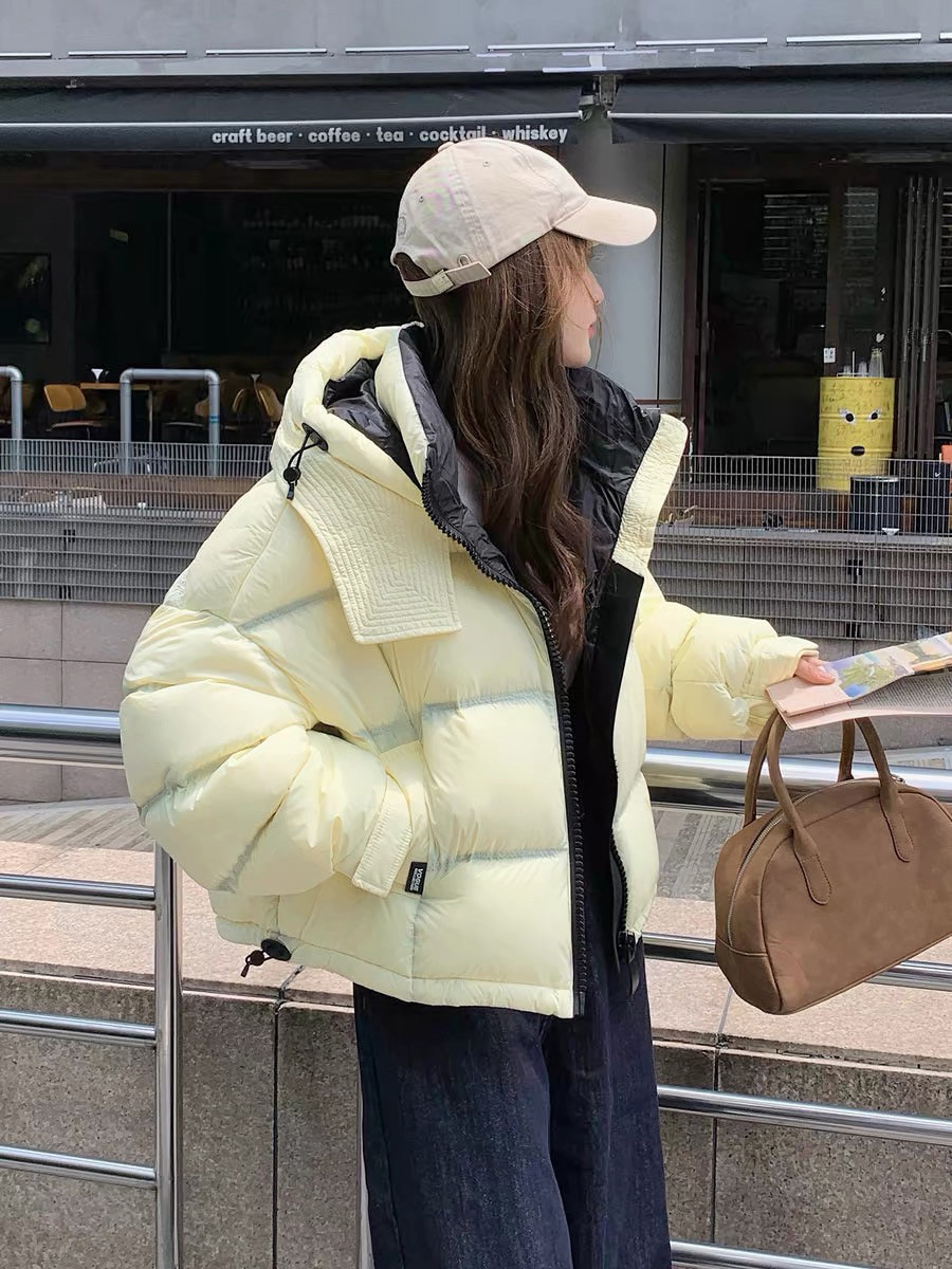 粉色白鸭绒羽绒服女2025冬季新款韩版云感泡芙短款连帽面包服外套