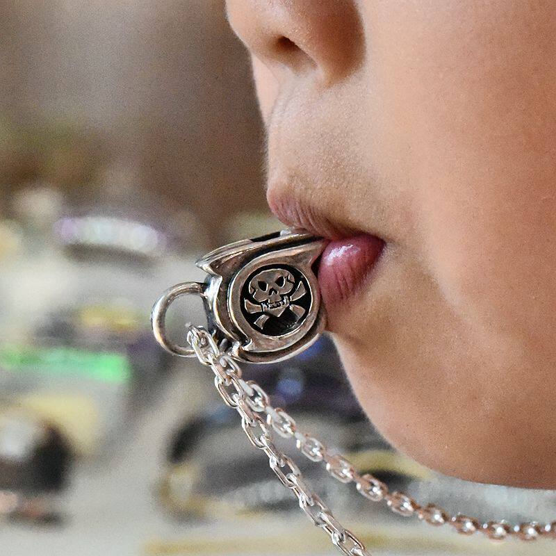 男女嘻哈潮款骷髅头口哨泰银吊坠925纯银朋克哨子项链挂件可吹响