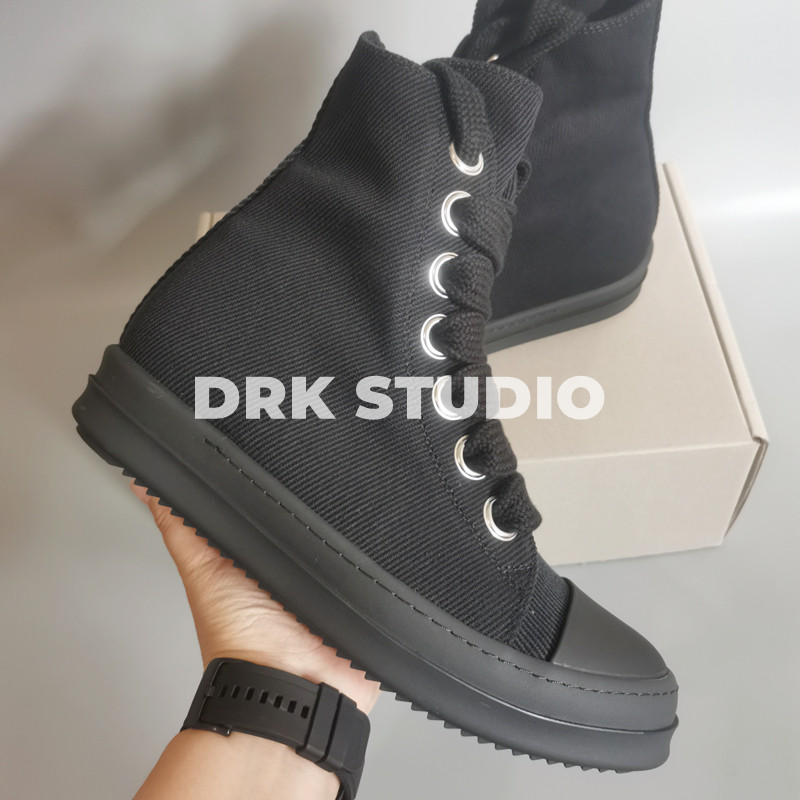 Black High-Top Chunky Shoelaces