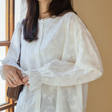 绣花衬衫女长袖2025春装圆领纯棉刺绣上衣休闲时尚气质女式衬衣，女装衬衫，可风各