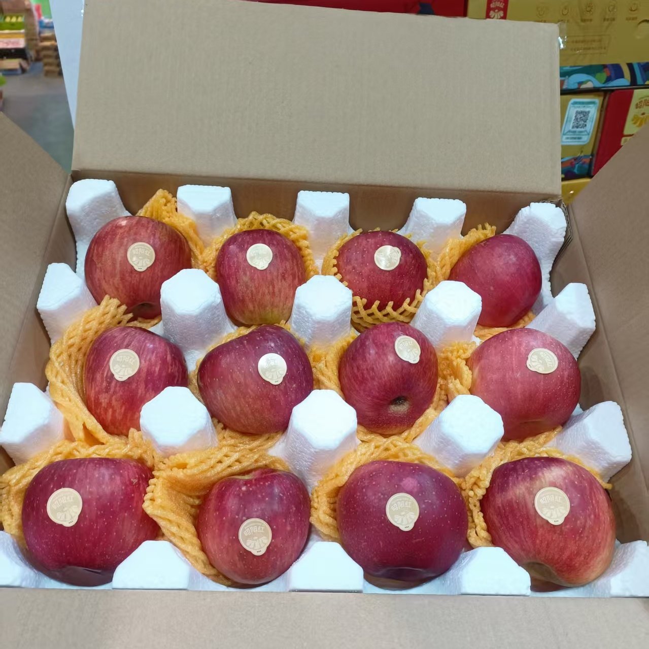 正宗云南昭通市昭阳红苹果新鲜水果当季脆甜多汁,水产肉类/新鲜蔬果/熟食,苹果,淘宝优惠券,粉丝福利购,淘宝优惠卷