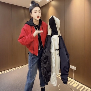 超火设计感假两件拼接加棉棒球服女时尚欧货2026春季新款二棉外套