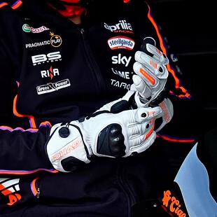 杜汉A9摩托车竞赛防摔手套碳纤维真皮四季骑行骑车机车赛车男赛道