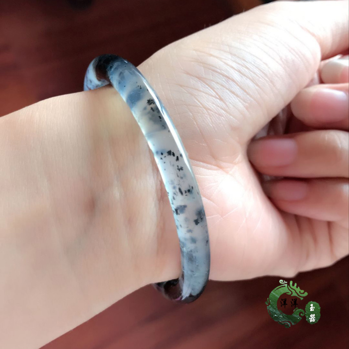 天然正品岫玉冰种水墨玉镯子女款细条玉石手镯子圆条少女玉镯包邮