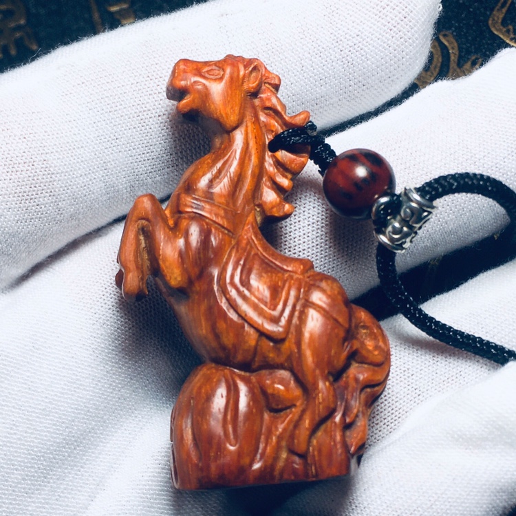 印度小叶紫檀木马挂件项链钥匙扣马到成功红木马挂件紫檀木雕生肖