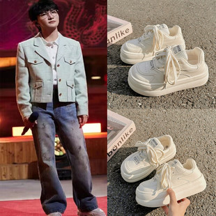 周深同款厚底小众奶fufu小白鞋2024春季厚底增高板鞋女百搭休闲鞋