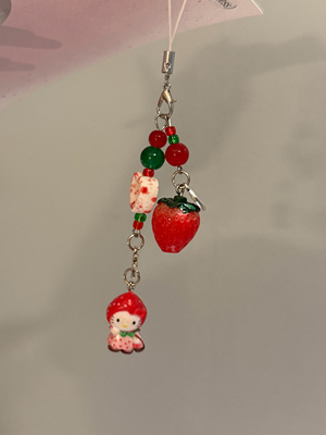 手机链KT一颗草莓可爱挂件挂件ccd相机串珠手机链原创包包挂件