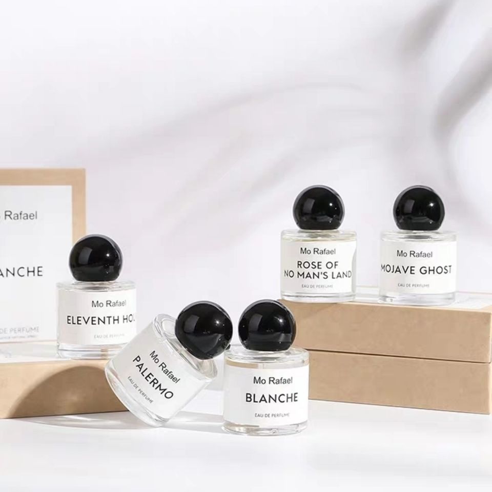 白色浪漫学生香水淡香摩拉菲尔