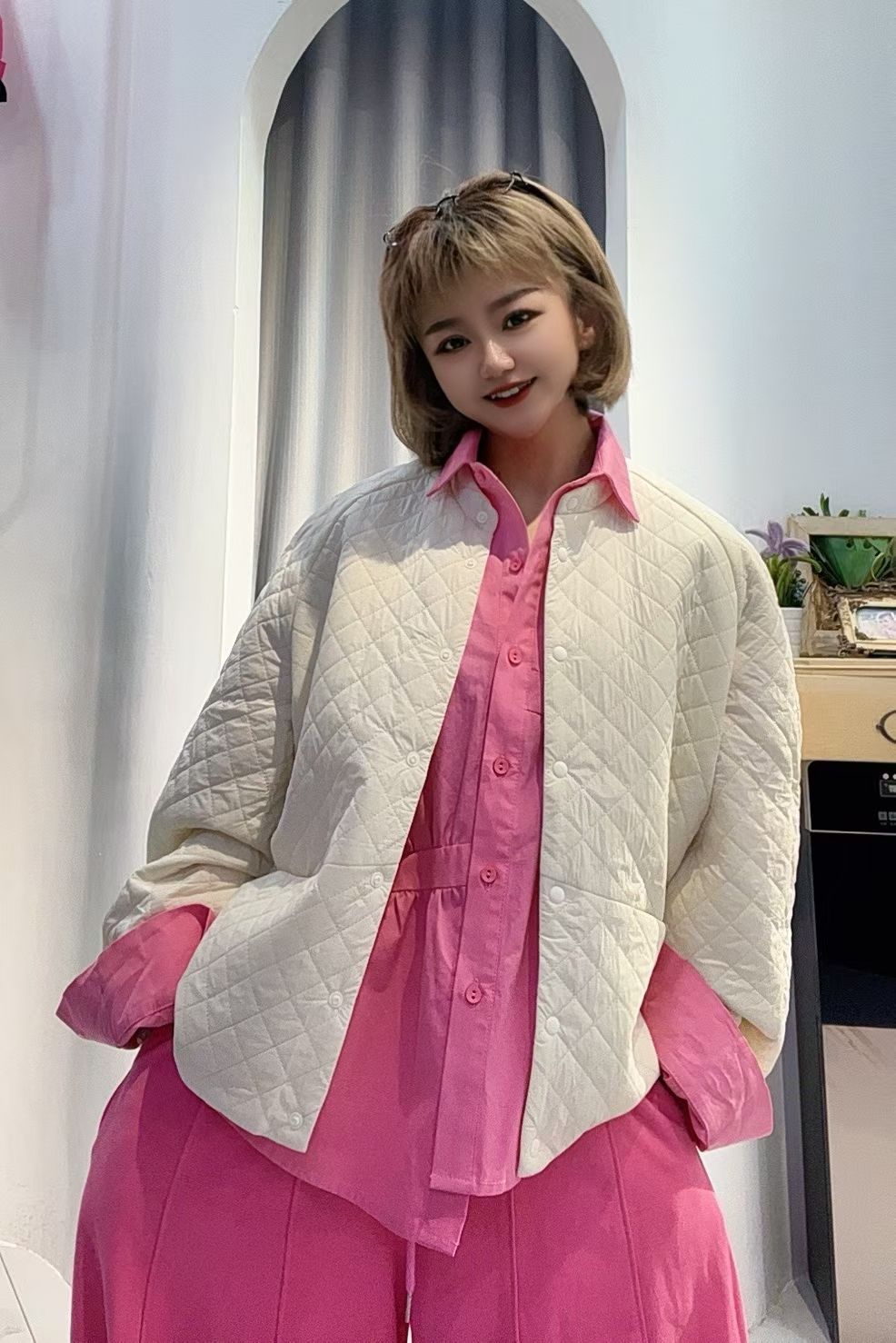 ZBY2025冬新款时尚百搭宽松大码菱形格纹立领羊毛绒外套女890279