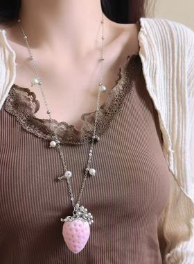 超仙植绒渐变粉草莓长款项链女小众甜美轻奢时尚百搭毛衣链锁骨链