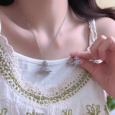 超闪微镶粉色锆石立体爱心土星耳钉项链女时尚潮流轻奢耳饰锁骨链