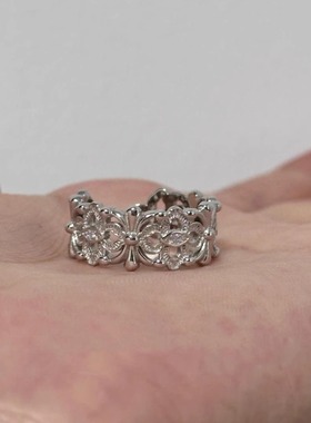 欧美小众设计风几何镂空四叶草戒指女复古ins镀银色镶钻开口指环