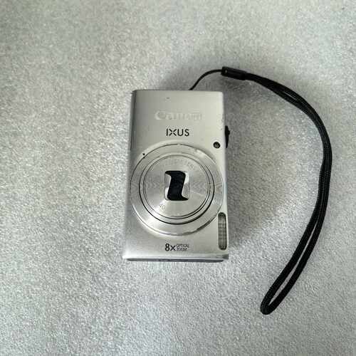 佳能IXUS 132数码相机，银色，8倍光学变焦，1600万—议价