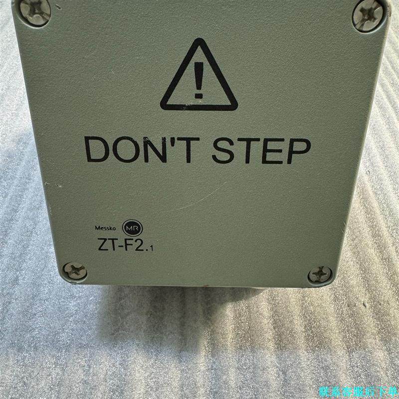 MR温度变送器、ZT-F2.1工厂库存件两个、未使用过无包装议价