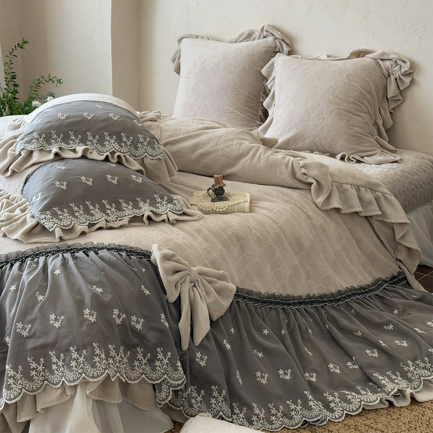 法式公主风蕾丝牛奶绒冬季四件套蝴蝶结被套珊瑚毛绒床单高档床品