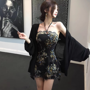 大码 黑色蕾丝提花挂脖抹胸连衣裙女辣妹吊带包臀裙 胖mm纯欲新中式