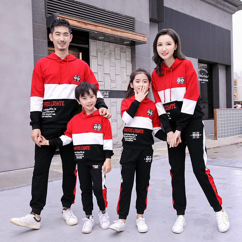 亲子装春秋装一家三口四口全家装2020新款网红卫衣套装母女母子装
