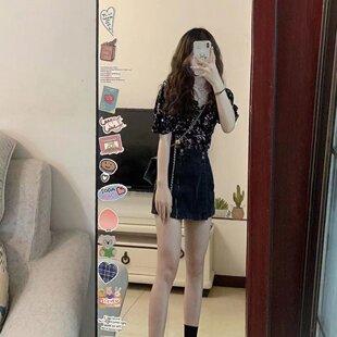 夏季盐系穿搭套装可盐可甜洋气气质减龄碎花上衣牛仔裙两件套