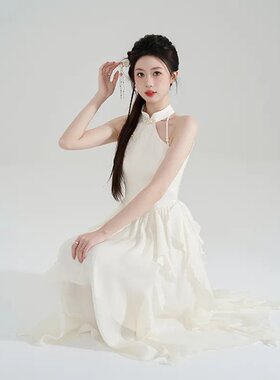 改良旗袍领新中式挂脖连衣裙女夏季新款气质荷叶边显瘦长裙