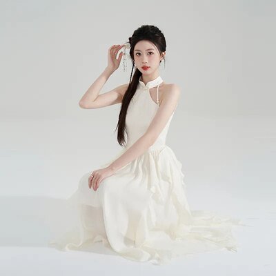 改良旗袍领新中式挂脖连衣裙女夏季新款气质荷叶边显瘦长裙