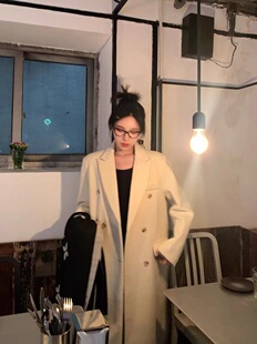 秋冬米白色毛呢大衣夹棉加厚中长款外套女韩版显瘦正肩设计
