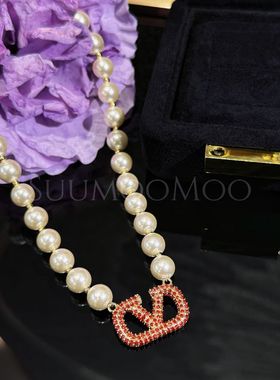 铜合金合成锆石项链 法式时尚珠珠红色V形吊坠项链