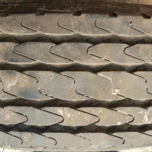 货车轮胎55013 60013 60014 60015 65015 65016 70015 70016