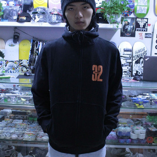 THIRTYTWO STAMPED ZIP FLEECE 防水滑雪服 滑板卫衣帽衫