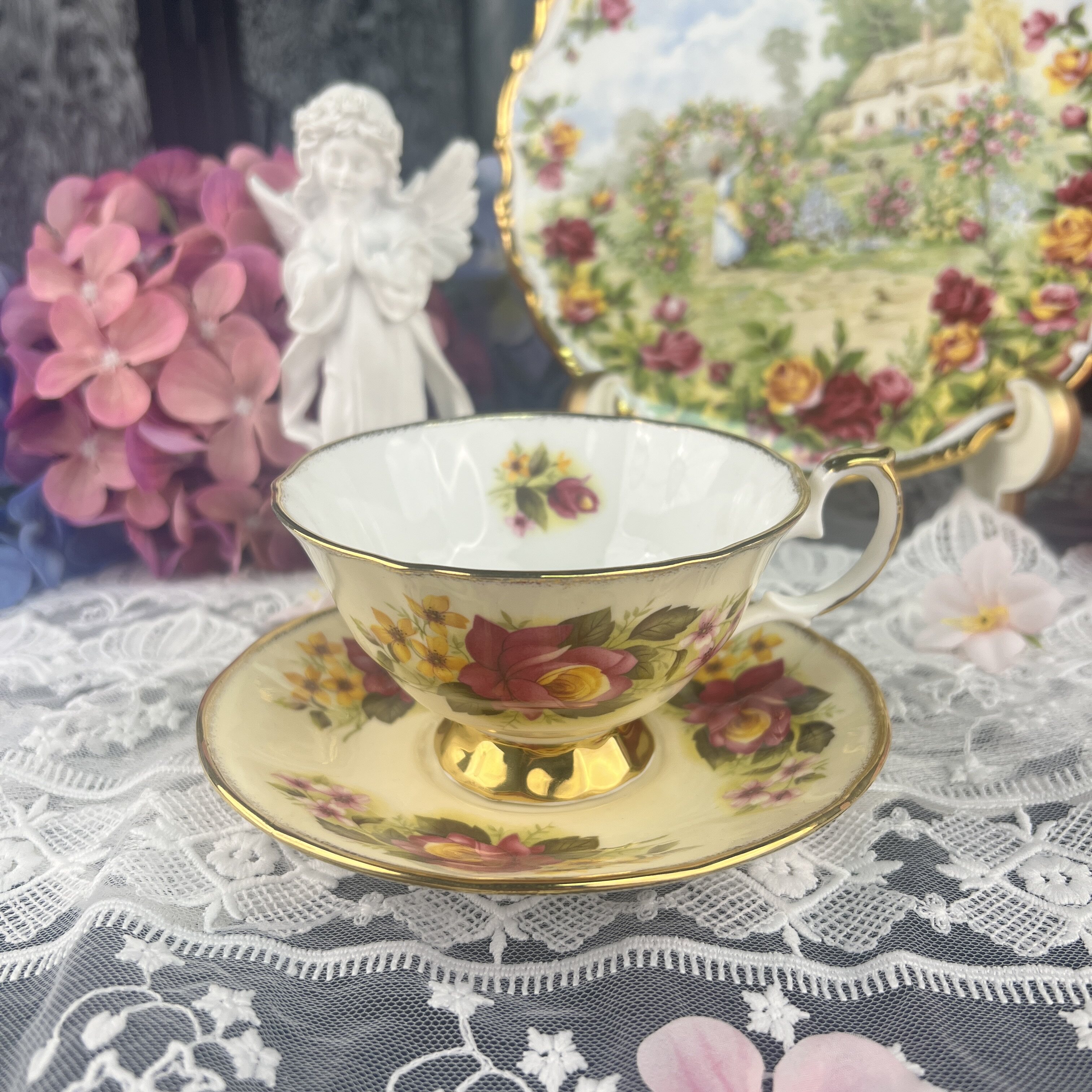 西洋古董 Staffordshire 伊丽莎白阔口玫瑰花卉骨瓷咖啡杯碟 现货