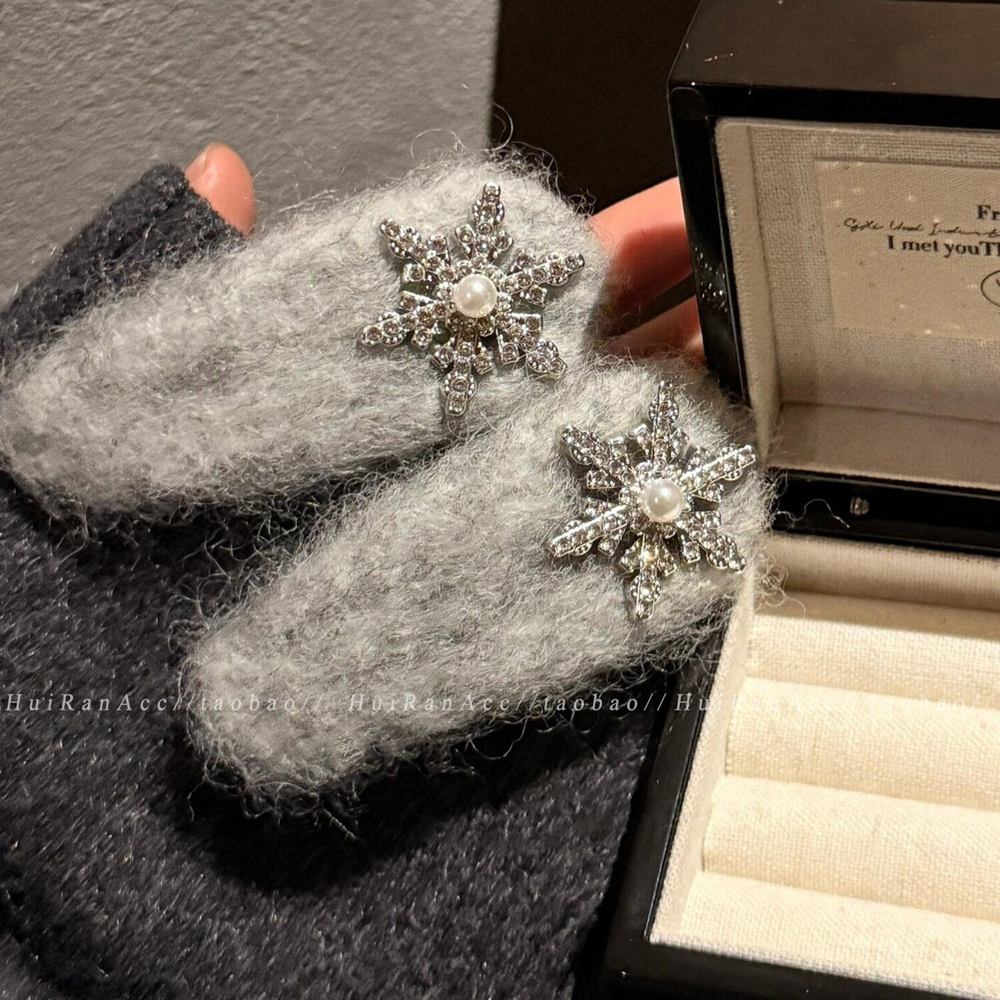 一片雪花~秋冬氛围感毛绒侧边发夹一字夹2026新款后脑勺碎发整理,饰品/流行首饰/时尚饰品新,发饰,淘宝优惠券,粉丝福利购,淘宝优惠卷