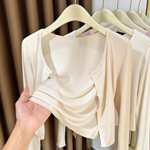 女2026新款 针织开衫 软糯纽扣防晒小披肩 外搭冰丝薄款 春夏吊带裙