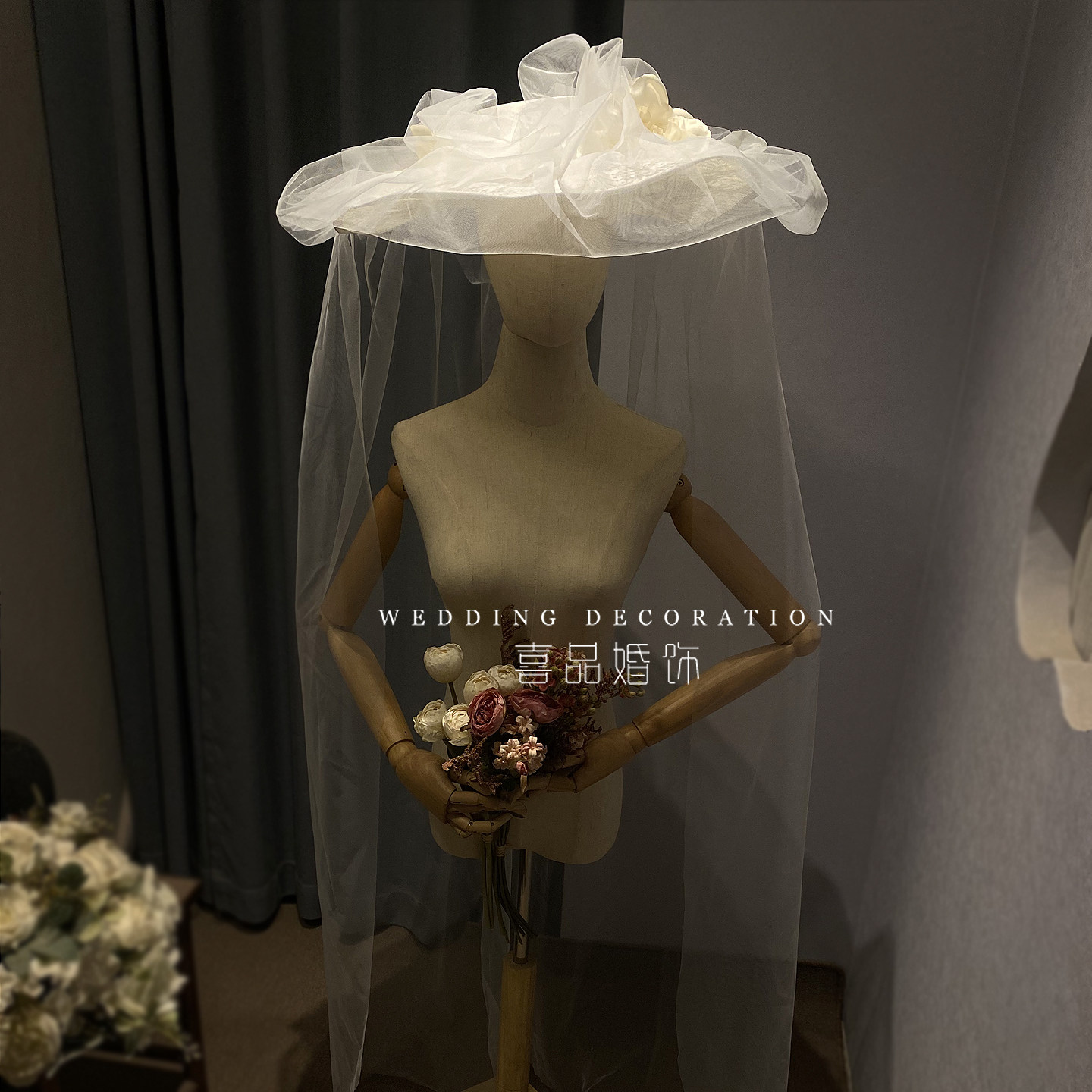 原创新款法式新娘造型纱花礼帽连纱外景样片写真婚纱礼服影楼帽子