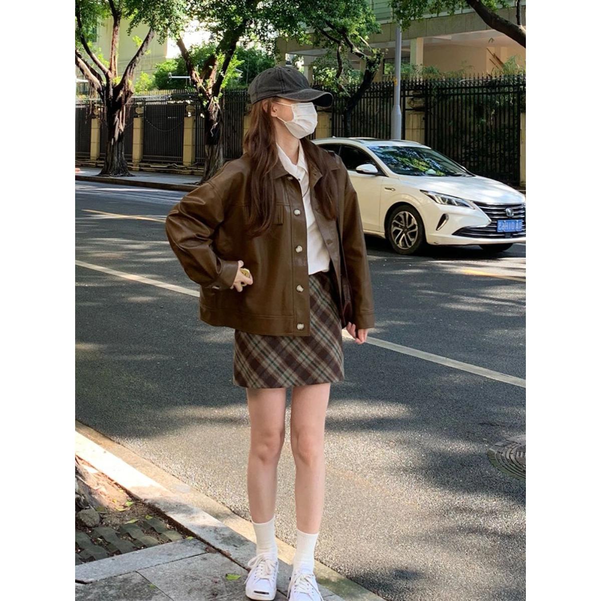 棕咖色格子半身裙女大码