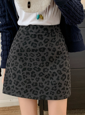 豹纹半身裙女大码胖mm高腰显瘦a字包臀裙设计感小众短裙毛呢裙子