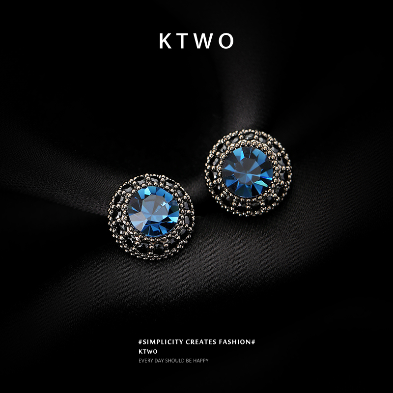 蓝色捷克钻耳钉女款小众时尚设计轻奢大气925纯银针百搭耳饰礼物