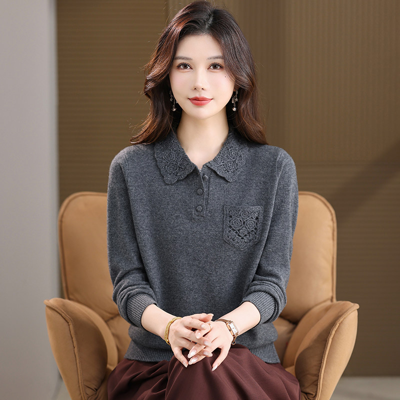 蕾丝翻领纯羊毛套头毛衣妈妈装