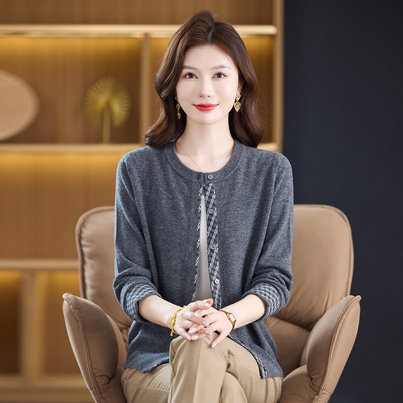 100%羊毛中年妈妈装针织打毛外套