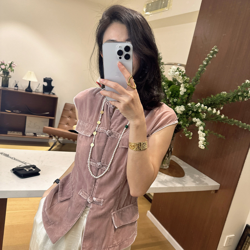 25年夏季新款马甲女时尚气质高级感小众中式设计感修身显瘦上衣