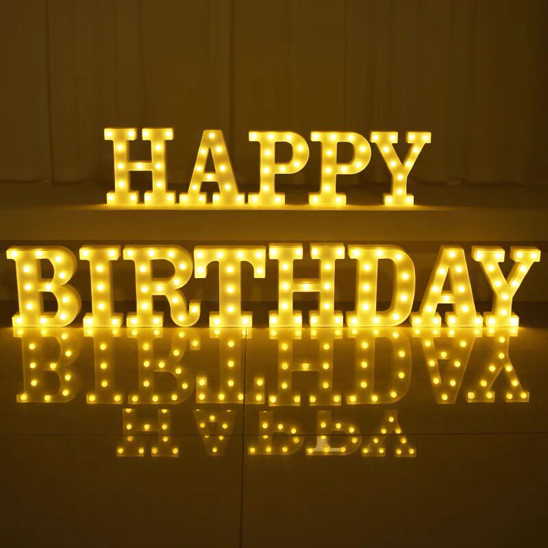 惊喜求婚后备箱生日派对