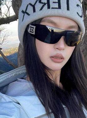 INSHUA限时抢购/时髦girl 又飒又显脸小26s水钻字母墨镜太阳镜