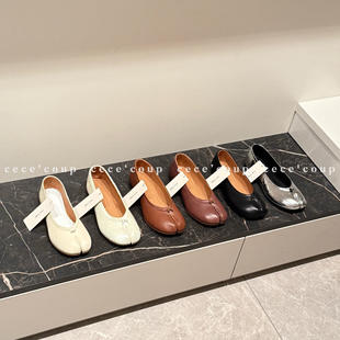 女 INSHUA Shoe 26FW 分趾平底软皮浅口单鞋 新品 宝藏