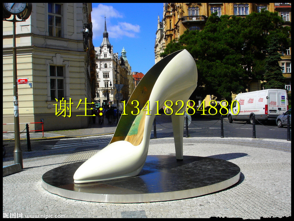 仿真运动鞋子皮鞋模型雕像定制