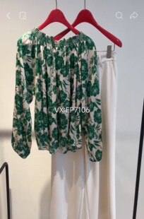 3999 EGKES2339A 绿色复古绿牡丹真丝一字肩衬衫 上衣