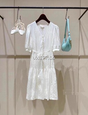 春夏款白色泡泡袖V领系带丝棉连衣裙 EGJES4669A-4299